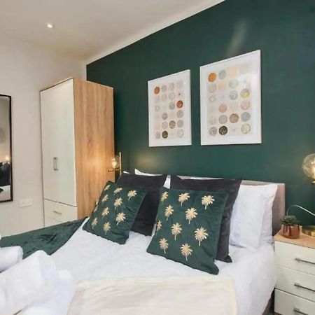 Beautiful 1 Bedroom Flat In Leeds - Sleeps 4 Exteriör bild