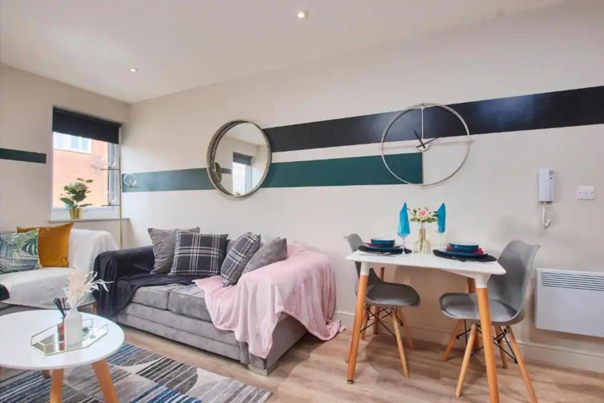 Beautiful 1 Bedroom Flat In Leeds - Sleeps 4 Exteriör bild